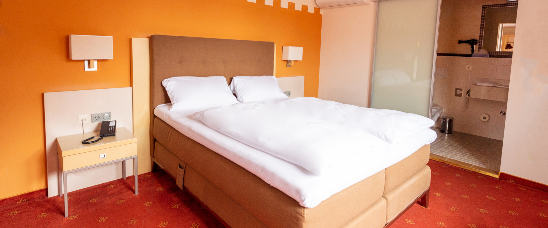 Bel Etage Zimmer im Prinzhotel Rothenburg ob der Tauber mit Aupingbett – hochwertiges Hotelzimmer mit komfortabler Ausstattung