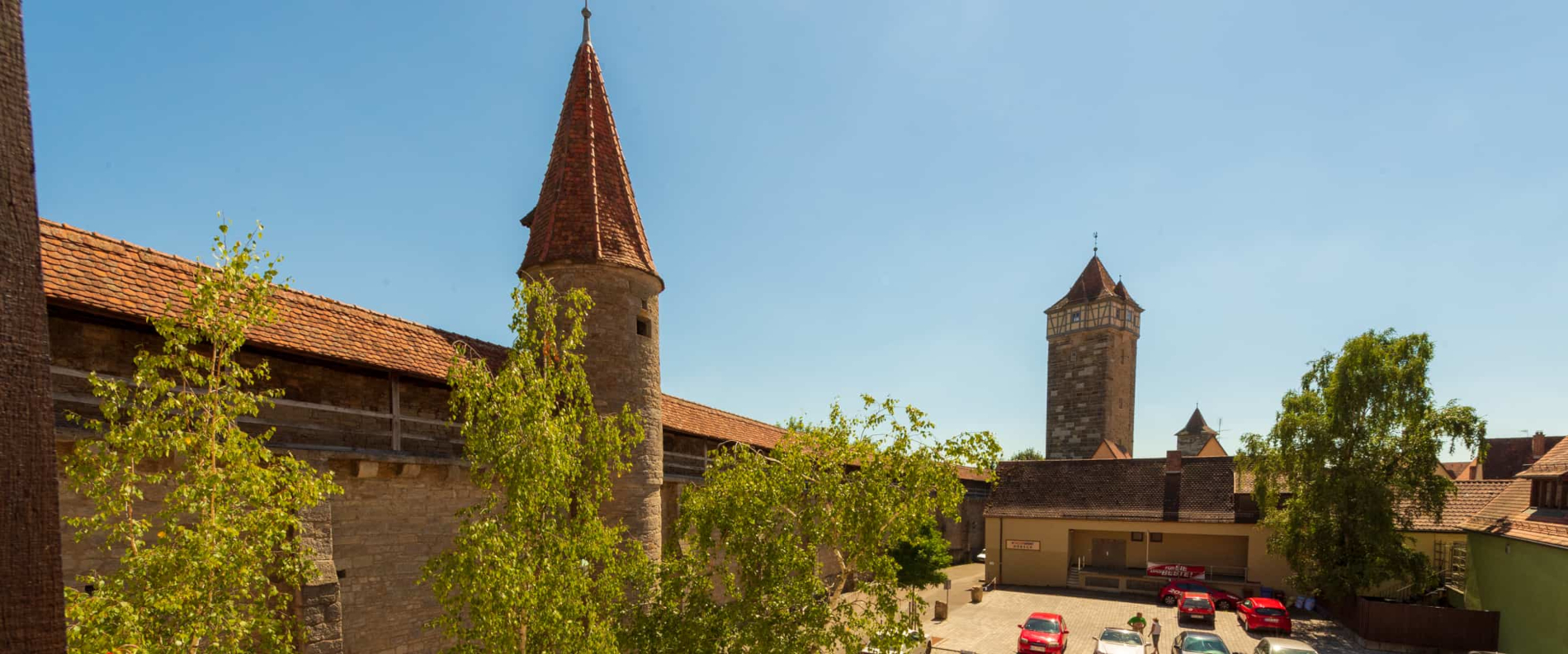 Hotelzimmer im Prinzhotel Rothenburg ob der Tauber mit Aussicht – stilvolle Unterkunft in historischer Lage